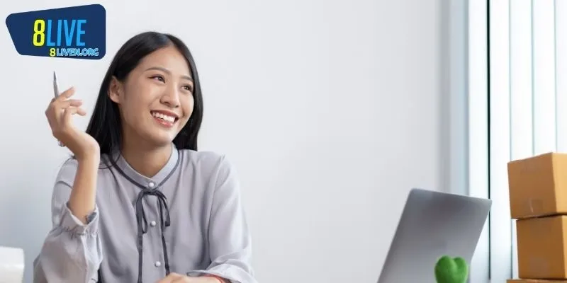 Khi nào người chơi cần liên hệ 8LIVE?